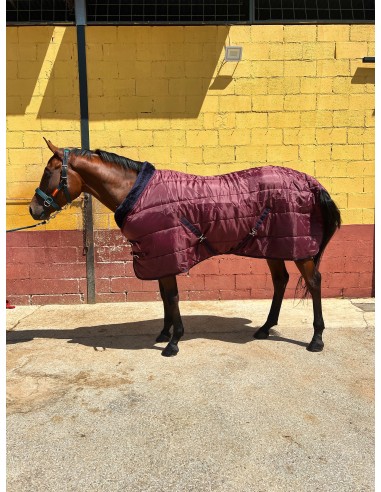 Stable Horse Cover Blanket Bordeaux